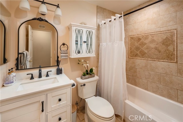 Detail Gallery Image 17 of 23 For 25869 Alegro Drive, Valencia,  CA 91355 - 3 Beds | 2 Baths