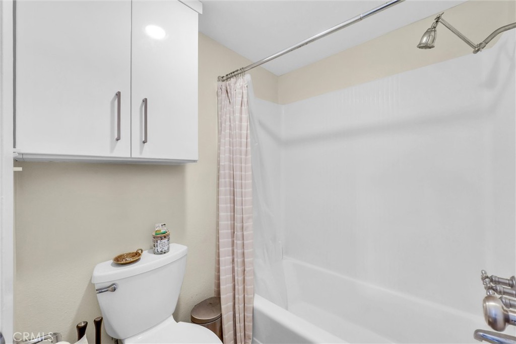 MLS #OC25257932 image #15