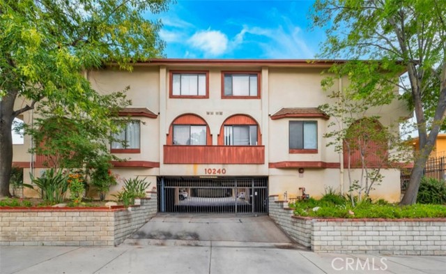 Detail Gallery Image 1 of 10 For 10240 Silverton Ave #9,  Tujunga,  CA 91042 - 2 Beds | 2/1 Baths