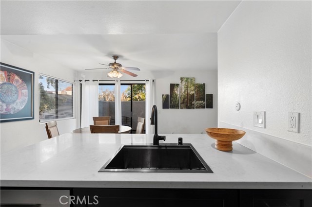 Detail Gallery Image 11 of 32 For 313 N Melrose, Vista,  CA 92083 - 2 Beds | 2 Baths