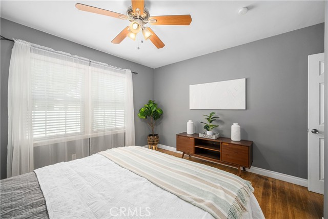 Detail Gallery Image 37 of 55 For 5530 E Mezzanine Way, Long Beach,  CA 90808 - 4 Beds | 3/1 Baths