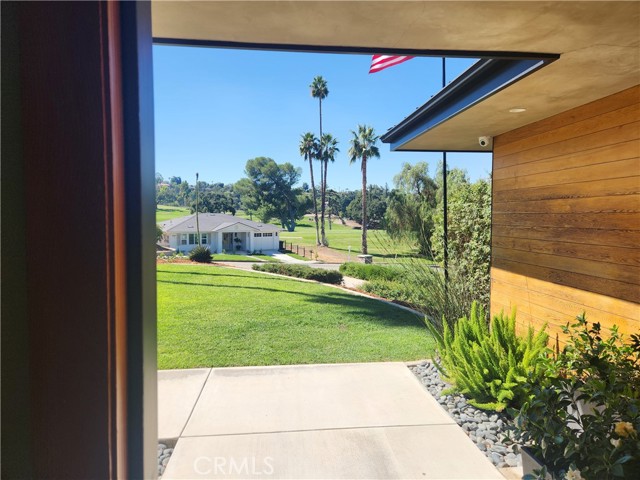 507 E Mariposa Drive, Redlands CA: https://media.crmls.org/medias/3361ed51-b503-4059-b8f1-3548c0929a5a.jpg