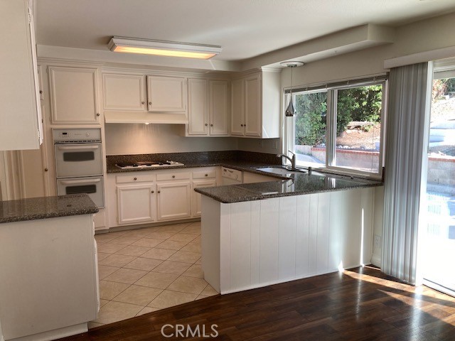 Detail Gallery Image 6 of 25 For 25042 Armagosa Dr, Laguna Niguel,  CA 92677 - 4 Beds | 2 Baths