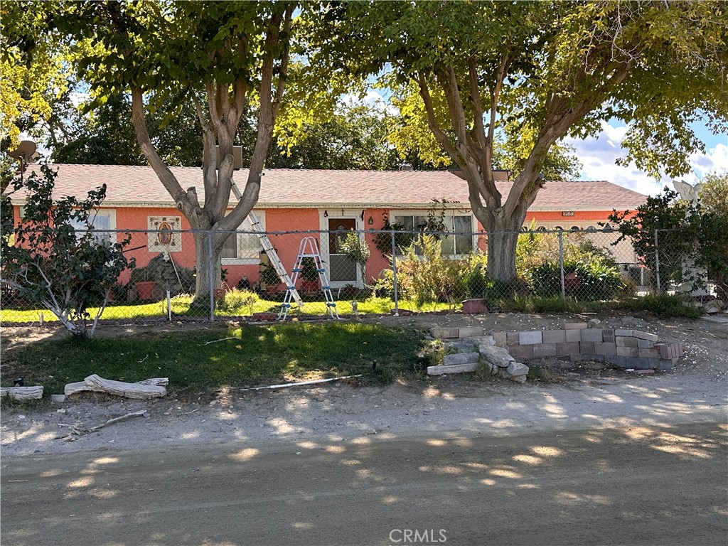 9520 E Avenue T10
