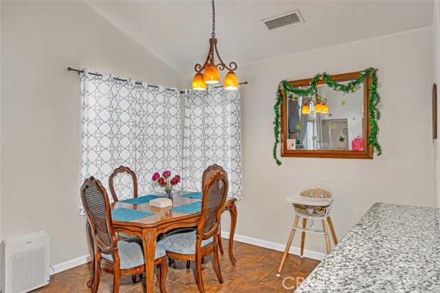 Detail Gallery Image 18 of 47 For 2200 Hanson Ave, Clovis,  CA 93611 - 3 Beds | 2 Baths