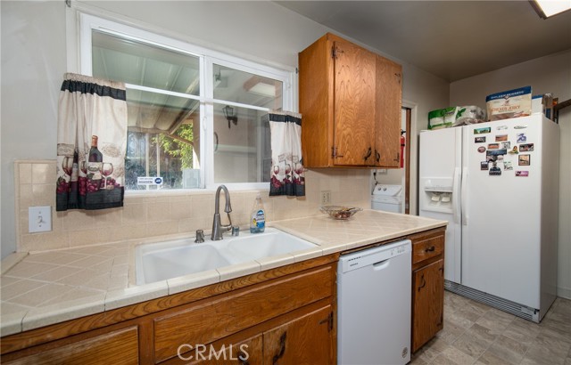 Detail Gallery Image 13 of 25 For 33993 Avenue E, Yucaipa,  CA 92399 - 3 Beds | 2 Baths