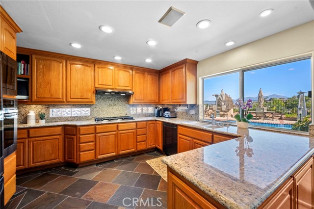 Detail Gallery Image 12 of 68 For 25161 via Bajo Cerro, Laguna Niguel,  CA 92677 - 5 Beds | 3 Baths