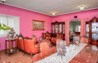 https://media.crmls.org/medias/33640d26-207f-418d-b5a7-b336a2f52101.jpg?preset=X-Large