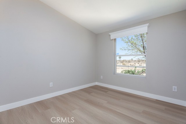 Detail Gallery Image 15 of 25 For 45310 200th St, Lancaster,  CA 93535 - 3 Beds | 2 Baths