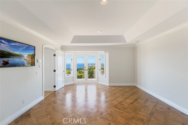 Detail Gallery Image 10 of 46 For 517 Emerald Bay, Laguna Beach,  CA 92651 - 4 Beds | 4 Baths