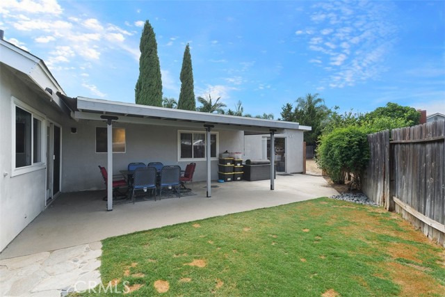 1817 N Symphony Street, Anaheim CA: https://media.crmls.org/medias/3366fa94-23a7-4651-8ae1-bb47ca3306d1.jpg