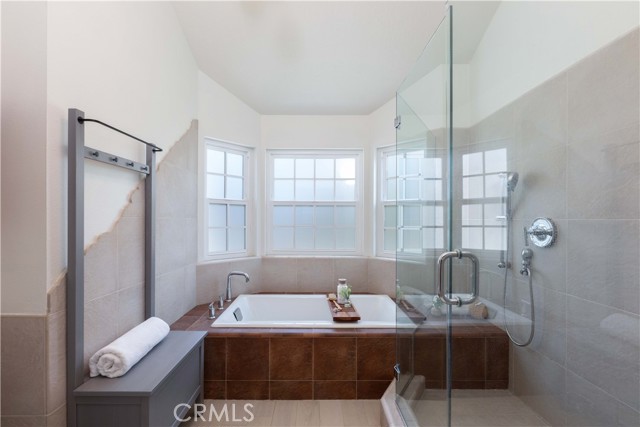 481 Kakkis Drive, Long Beach CA: https://media.crmls.org/medias/33674df3-beed-43b3-ad28-d74088c539aa.jpg