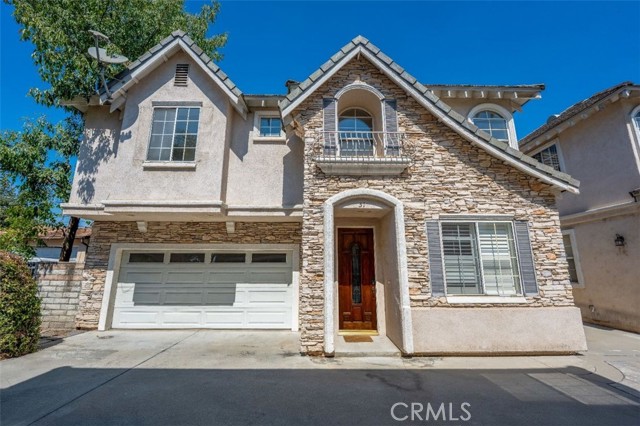 51 E Colorado Boulevard, Arcadia CA: https://media.crmls.org/medias/33688262-5ccc-417c-a6a8-200974aac19b.jpg