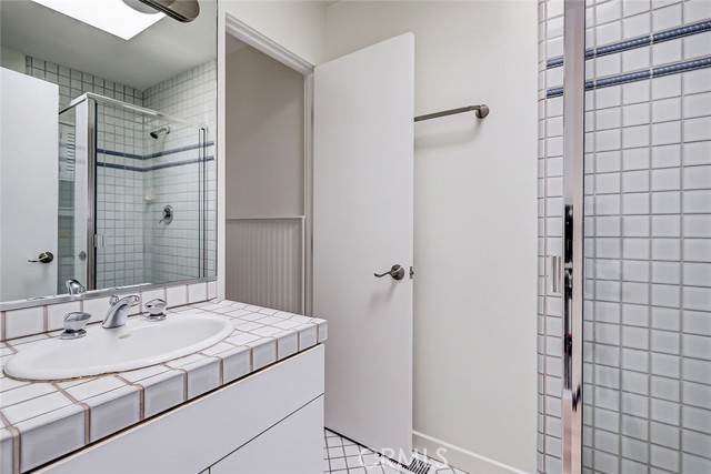 3304 Manhattan Avenue, Manhattan Beach, California 90266, 2 Bedrooms Bedrooms, ,2 BathroomsBathrooms,Residential,Sold,Manhattan,SB23169672