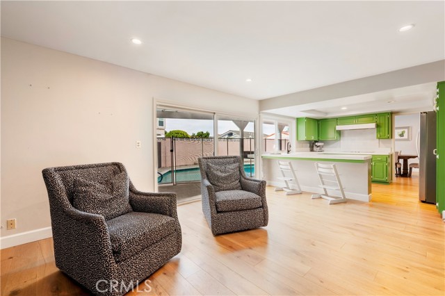 Detail Gallery Image 15 of 37 For 3661 Wisteria, Seal Beach,  CA 90740 - 4 Beds | 3 Baths