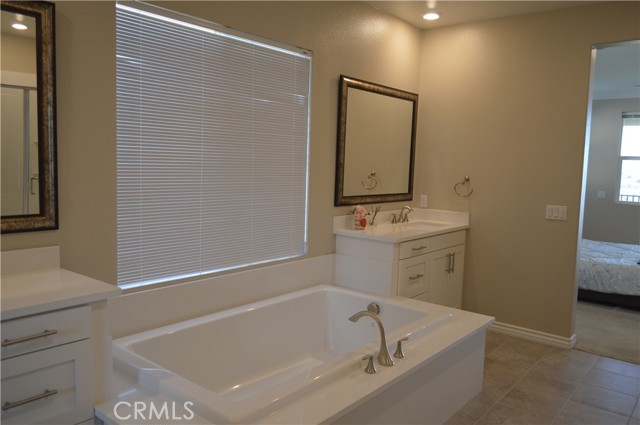 Detail Gallery Image 27 of 54 For 2675 Chad Zeller Ln, Corona,  CA 92882 - 4 Beds | 4/1 Baths