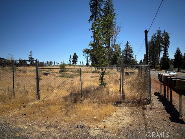 1830 Clear Brook Lane, Paradise CA: https://media.crmls.org/medias/3369da0e-82fc-4b41-818c-55fa0d09d9ca.jpg
