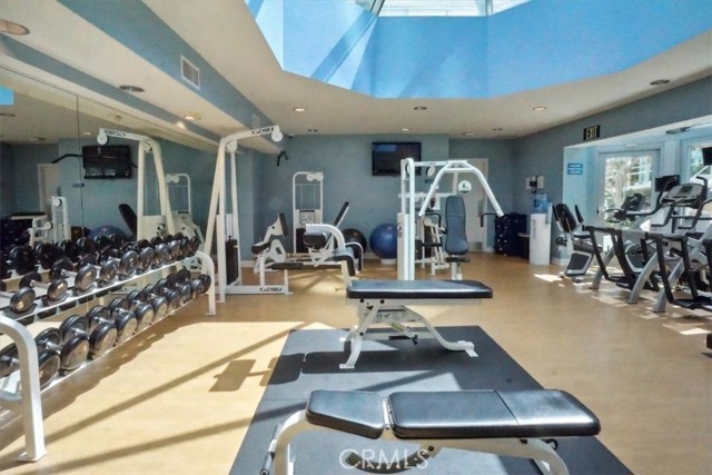 3141 Michelson Drive, Irvine CA: https://media.crmls.org/medias/3369fa37-3ae2-44ce-9482-be973d644ff1.jpg