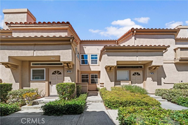 Detail Gallery Image 1 of 1 For 20 Magellan Aisle, Irvine,  CA 92620 - 3 Beds | 2 Baths