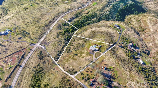 3070 Royal Meadow Lane, Paradise CA: https://media.crmls.org/medias/336a4cf5-987f-485d-8e76-90d94adeba2a.jpg