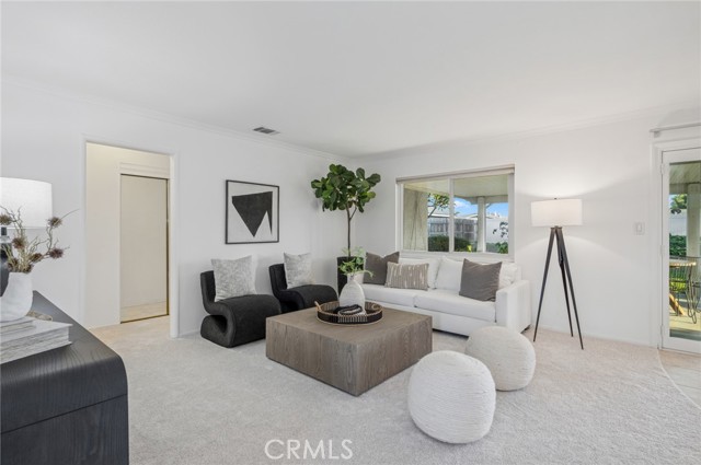 Detail Gallery Image 5 of 34 For 238 W Wilken Way, Anaheim,  CA 92802 - 3 Beds | 1/1 Baths