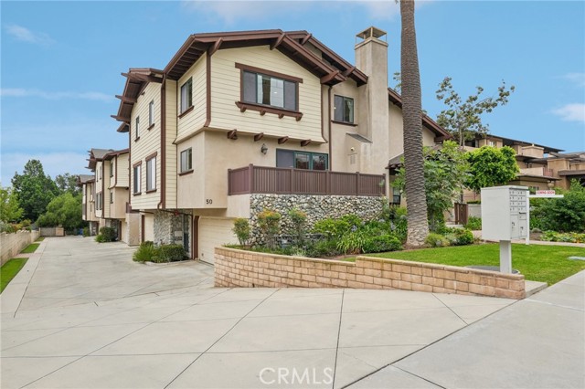 50 Esperanza Avenue, Sierra Madre CA: https://media.crmls.org/medias/336aacf8-00af-47e0-81aa-90d356fc0653.jpg