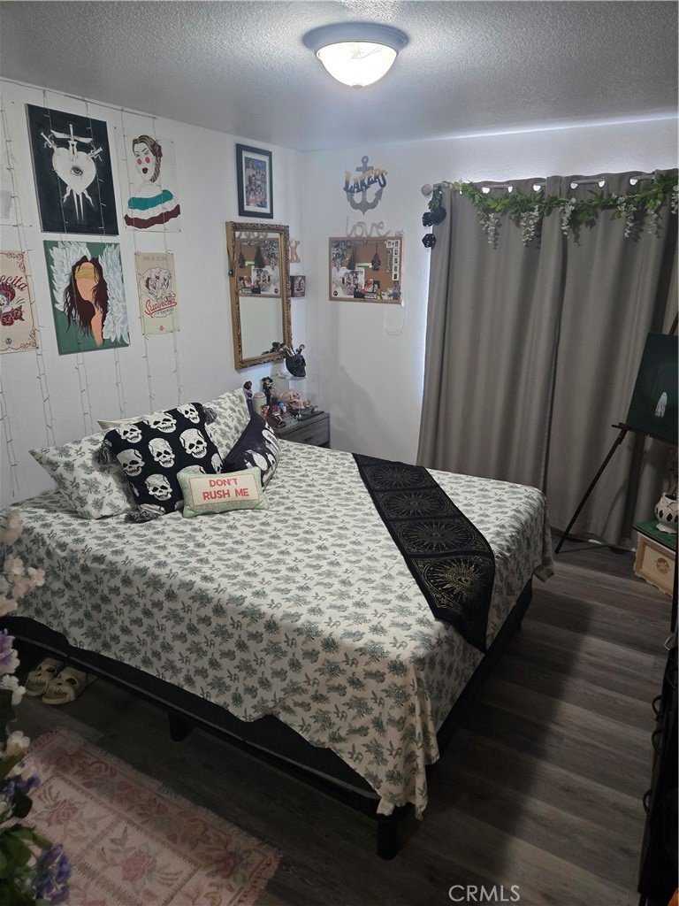 https://media.crmls.org/medias/336ae656-ae79-411b-a6a7-dd10ff886dd6.jpg?preset=X-Large