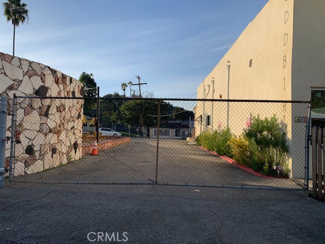 Detail Gallery Image 2 of 9 For 1750 Colorado Bld #K1,  Los Angeles,  CA 90041 - 0 Beds | 1 Baths