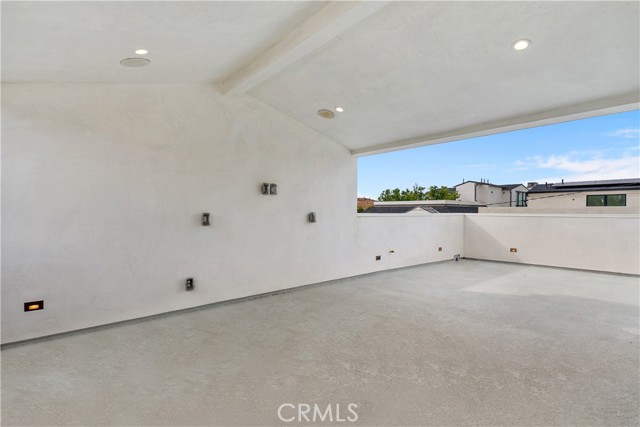 Detail Gallery Image 34 of 47 For 319 1/2 Jasmine, Corona Del Mar,  CA 92625 - 3 Beds | 3/1 Baths