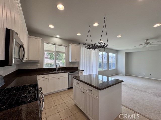 Detail Gallery Image 13 of 44 For 35806 Bobcat Way, Murrieta,  CA 92563 - 3 Beds | 2/1 Baths