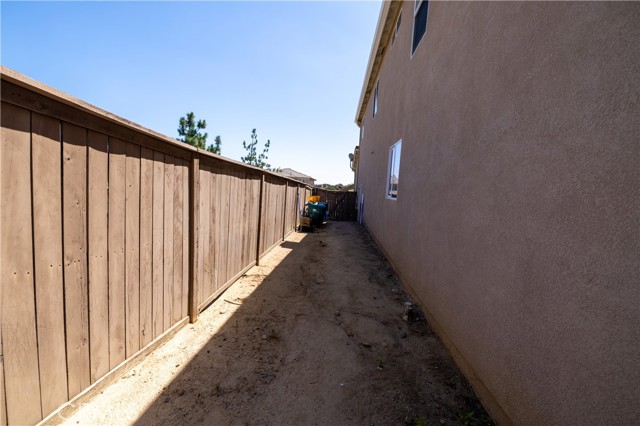 Detail Gallery Image 24 of 25 For 27859 Cirrus Cir, Corona,  CA 92883 - 5 Beds | 2/1 Baths