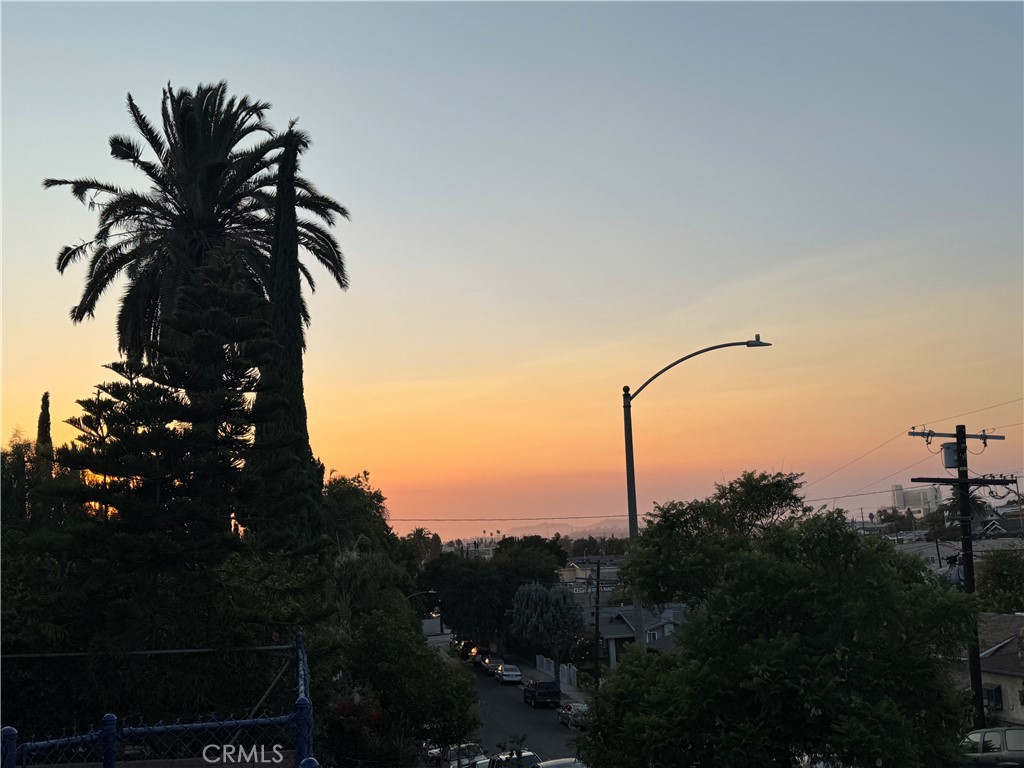 https://media.crmls.org/medias/336dd22b-785d-4a97-a291-96b68be96e16.jpg?preset=X-Large