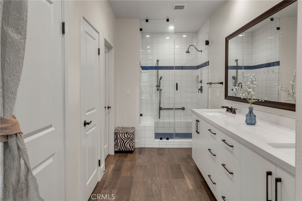 MLS #DW25252670 image #34