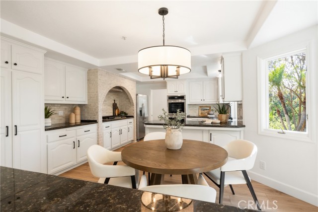18571 Buena Vista Avenue, Yorba Linda CA: https://media.crmls.org/medias/336e5bda-8d27-487e-bc26-3bdab359b7f1.jpg