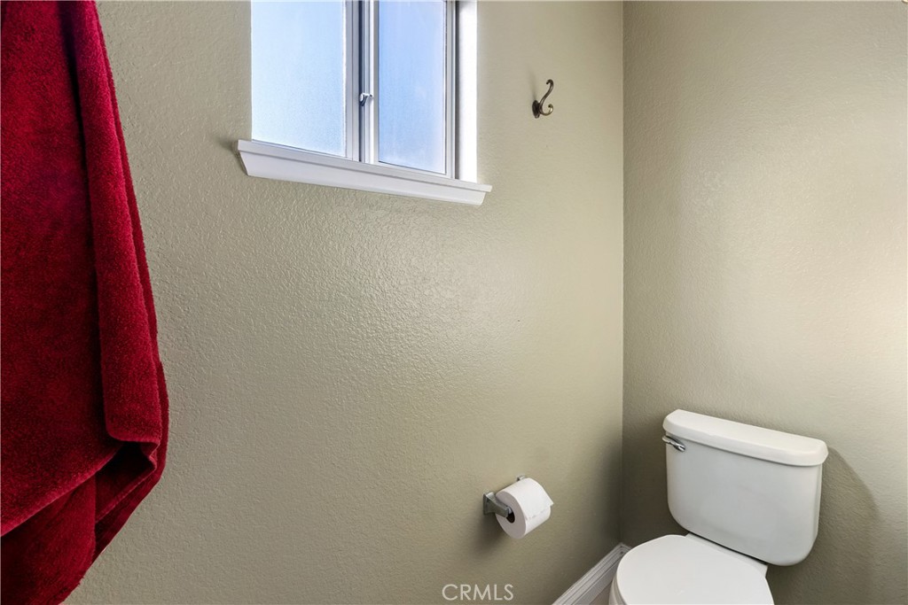 https://media.crmls.org/medias/336ead9b-4457-438e-b120-fadb3597b4a4.jpg?preset=X-Large