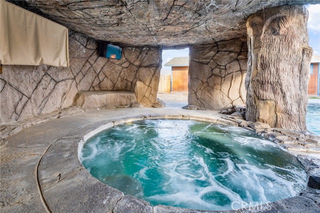 Detail Gallery Image 6 of 39 For 15712 Cashew, Hesperia,  CA 92345 - 3 Beds | 2 Baths