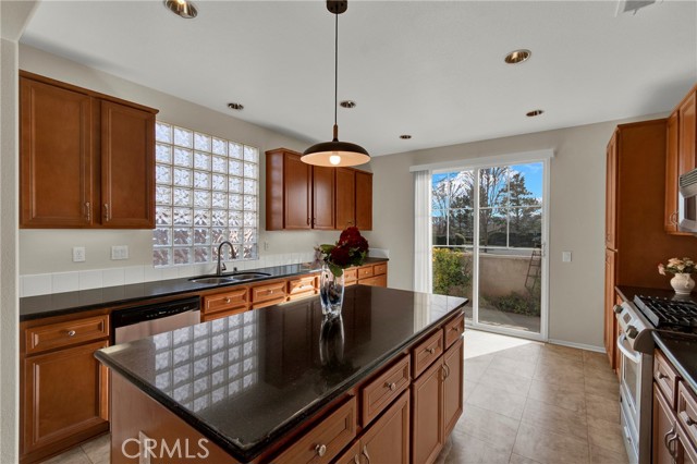 Detail Gallery Image 12 of 39 For 1596 Four Seasons, Beaumont,  CA 92223 - 2 Beds | 2 Baths