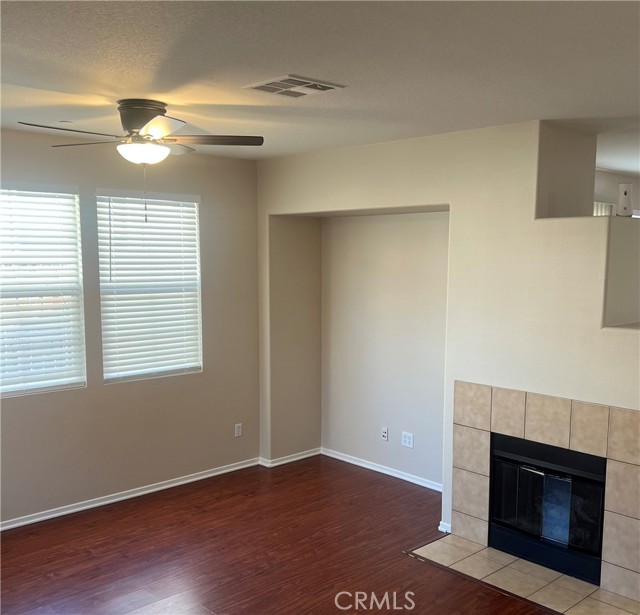 Detail Gallery Image 14 of 54 For 3353 Wind Chime, Perris,  CA 92571 - 3 Beds | 3 Baths