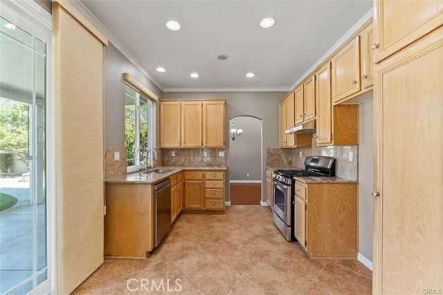 Detail Gallery Image 10 of 36 For 2024 Vista Del Sol, Chino Hills,  CA 91709 - 3 Beds | 2/1 Baths