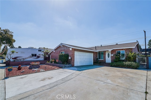 Detail Gallery Image 1 of 55 For 12318 160th St, Norwalk,  CA 90650 - 3 Beds | 1/1 Baths
