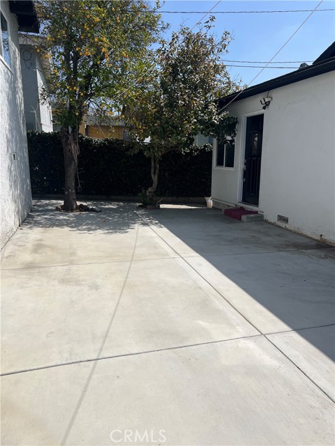 3512 Michigan, East Los Angeles CA: https://media.crmls.org/medias/3371f14b-2383-40b2-82db-3ca12d42af8c.jpg