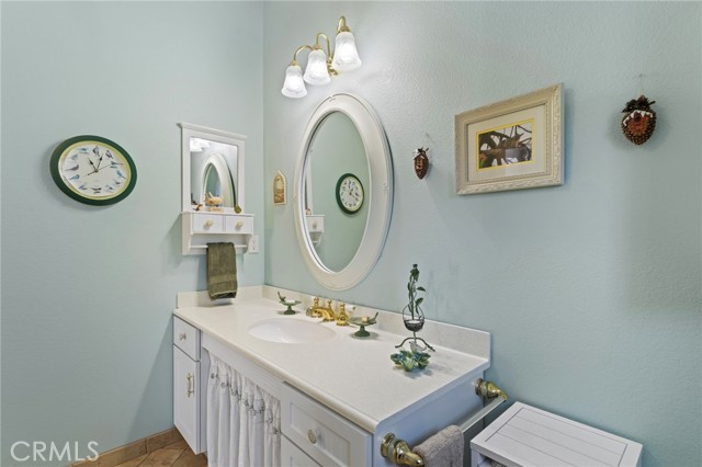 534 Highland, Big Bear Lake CA: https://media.crmls.org/medias/3371f1a0-3121-4387-9bee-6376c9ae87b2.jpg