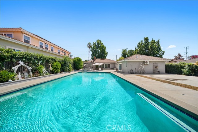 1025 S 2nd Avenue, Arcadia CA: https://media.crmls.org/medias/33726914-42dd-4920-9983-c113f0980253.jpg