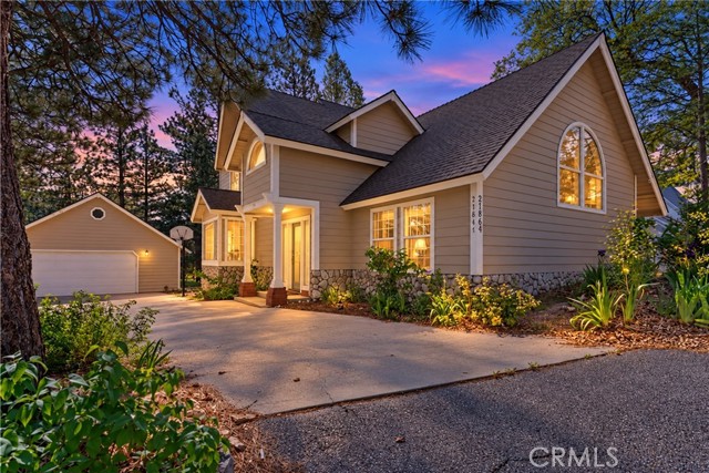 27847 St Bernard, Lake Arrowhead, CA 92352