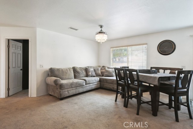 Detail Gallery Image 10 of 33 For 29483 Rock Point Dr, Lake Elsinore,  CA 92530 - 5 Beds | 3 Baths