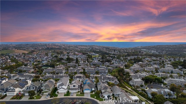12 Haverhill Road, Laguna Niguel CA: https://media.crmls.org/medias/3373f3cf-9fa5-4966-90aa-be93cd52a200.jpg