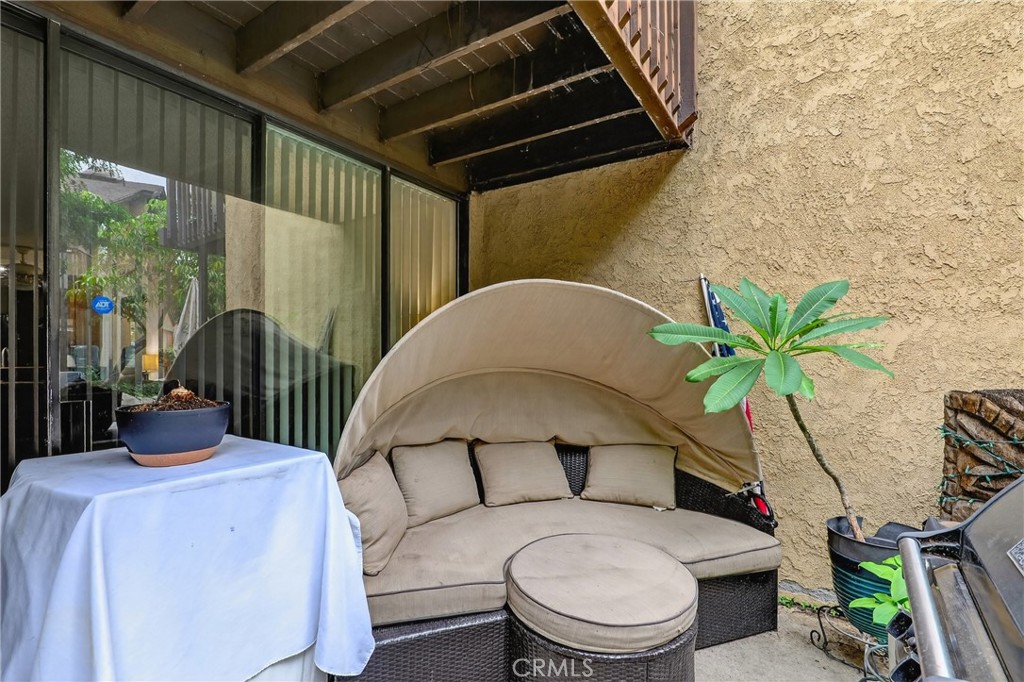 MLS #DW25152735 image #9