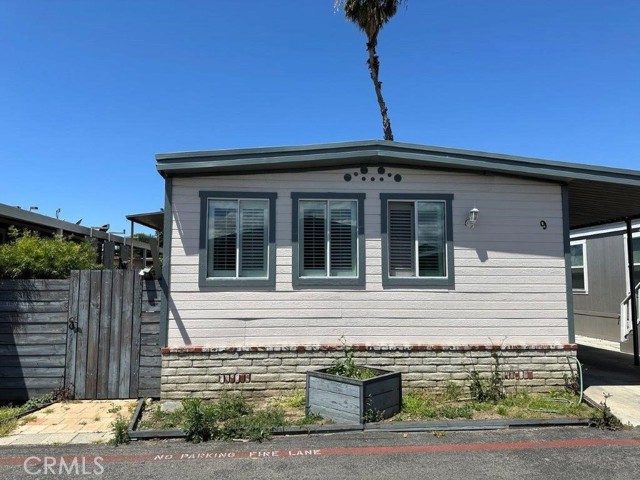 2421 sierra Highway, Rosamond CA: https://media.crmls.org/medias/3374b9d2-4bae-4206-967c-8f34af3424af.jpg
