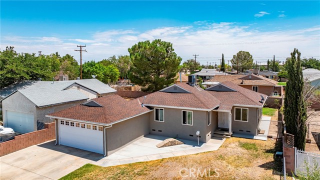 45532 Elm Avenue, Lancaster CA: https://media.crmls.org/medias/3375924b-5ef6-4acb-8ff0-2804f1feace3.jpg