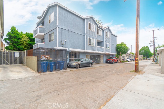 Detail Gallery Image 6 of 16 For 350 Tile Ave, Long Beach,  CA 90802 - – Beds | – Baths